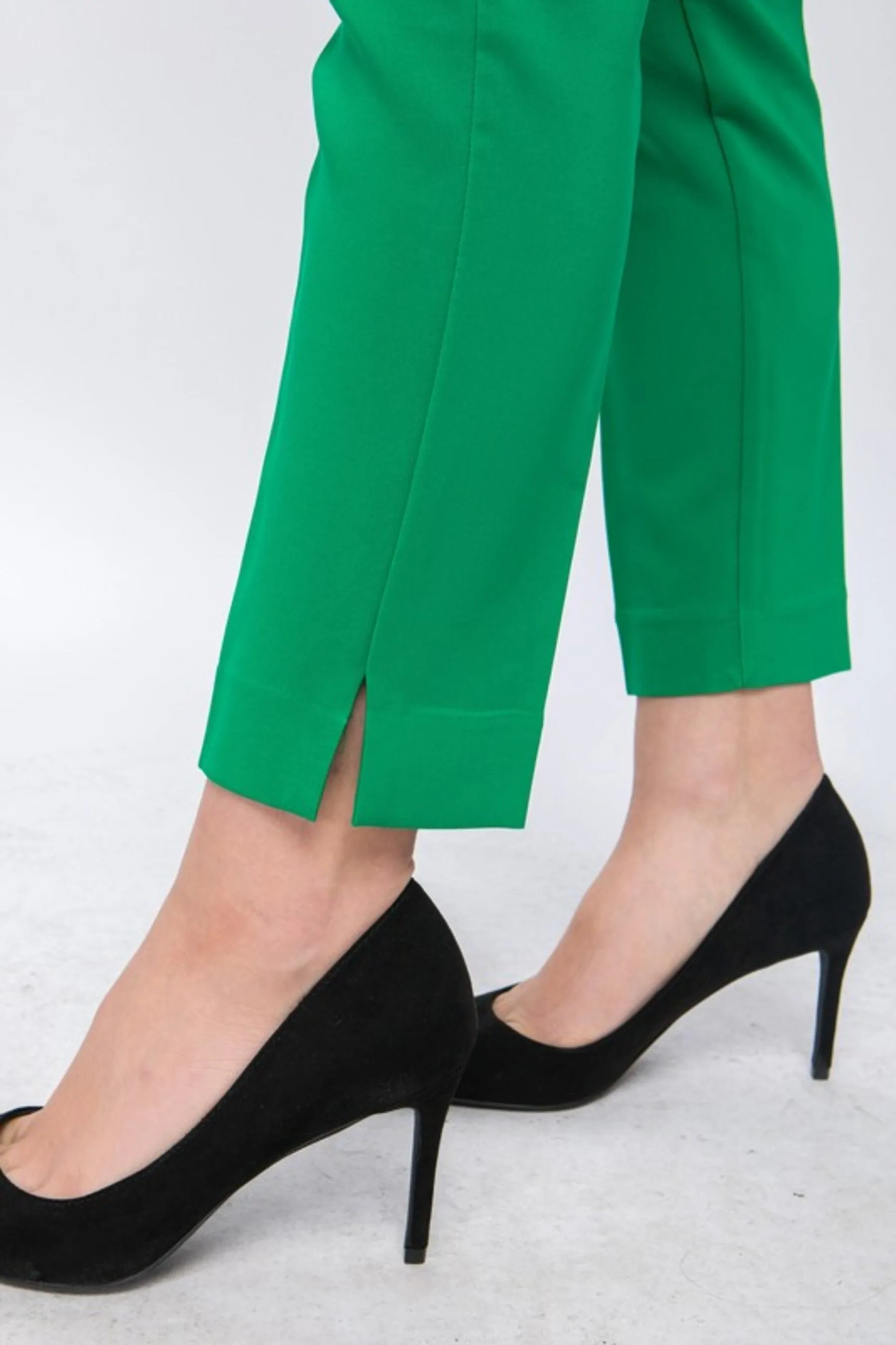 Women's Woven Solid Formal Ankle Pants